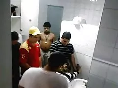 باکره اولین سرویس خود را سایت فیلم سکس با حیوانات با کلاه گرفت